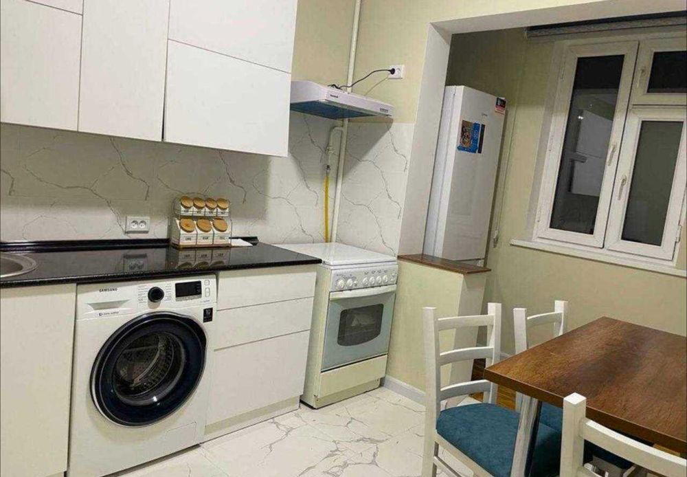 Квартира 2 комнатная 2 этаж Саид Барака Школа 145 Эфенди