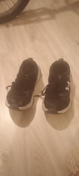 adidași under armour