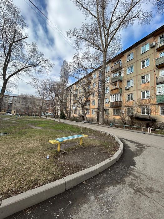 Продаётся 2-х на " 45-й аптеке"