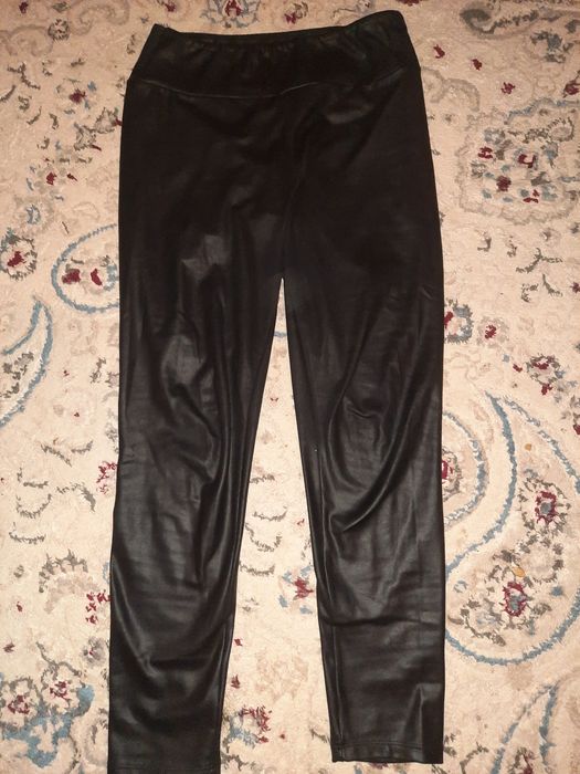 Продам одежду для девочек