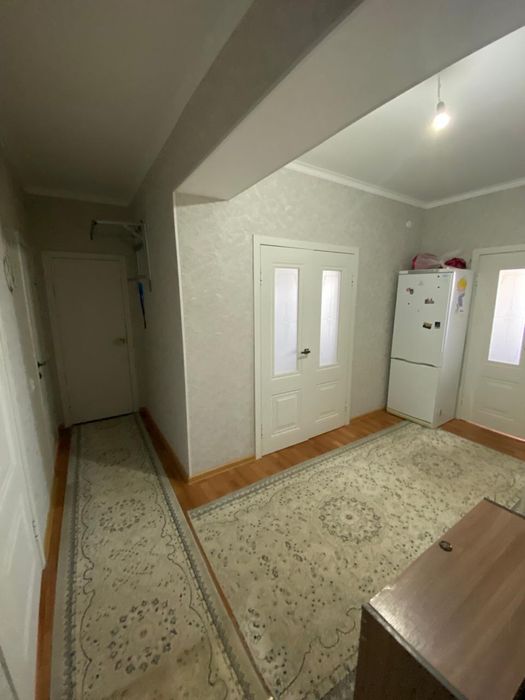 3 бөлмелі квартира ұзақ мерзімге беріледі