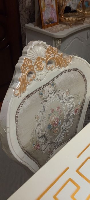 Стол стул  12 талиги сотилади комплект