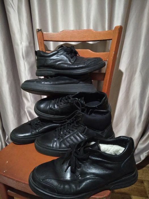 Продам кроссовки и обувь  мужские недорого