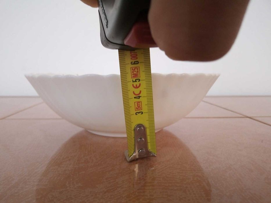 Bol din sticlă opaloasă / ceramică fină cu trandafir albastru – 18 cm (Ca nou)