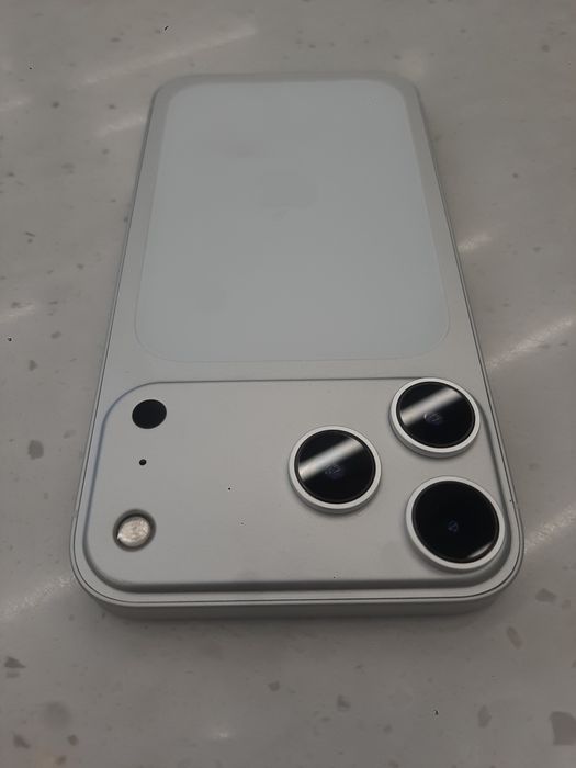 Iphone xr 17 pro 128