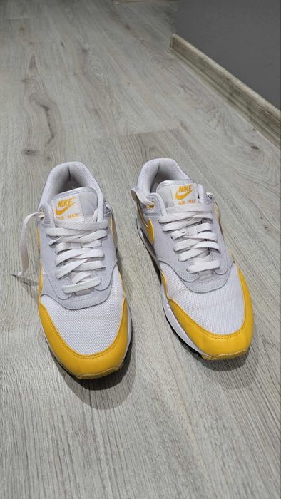 Маратонки Air max