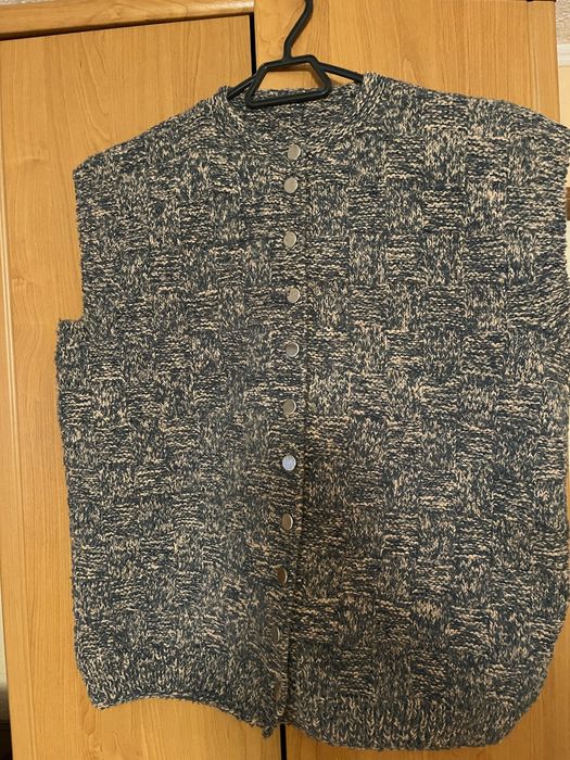 НОВИ! 100% чиста вълна дамски елеци