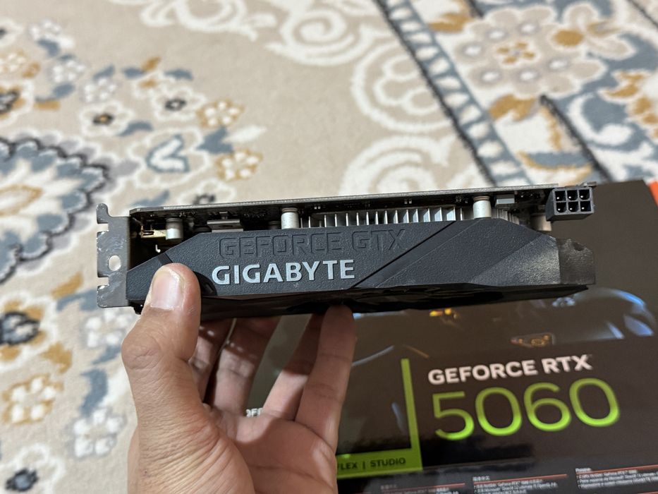 Видеокарта RTX 1650 Super 4GB