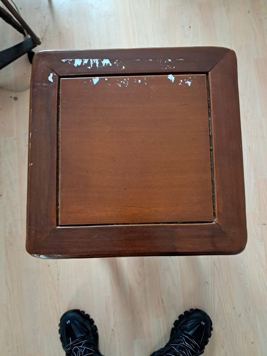 Vând măsuță vintage