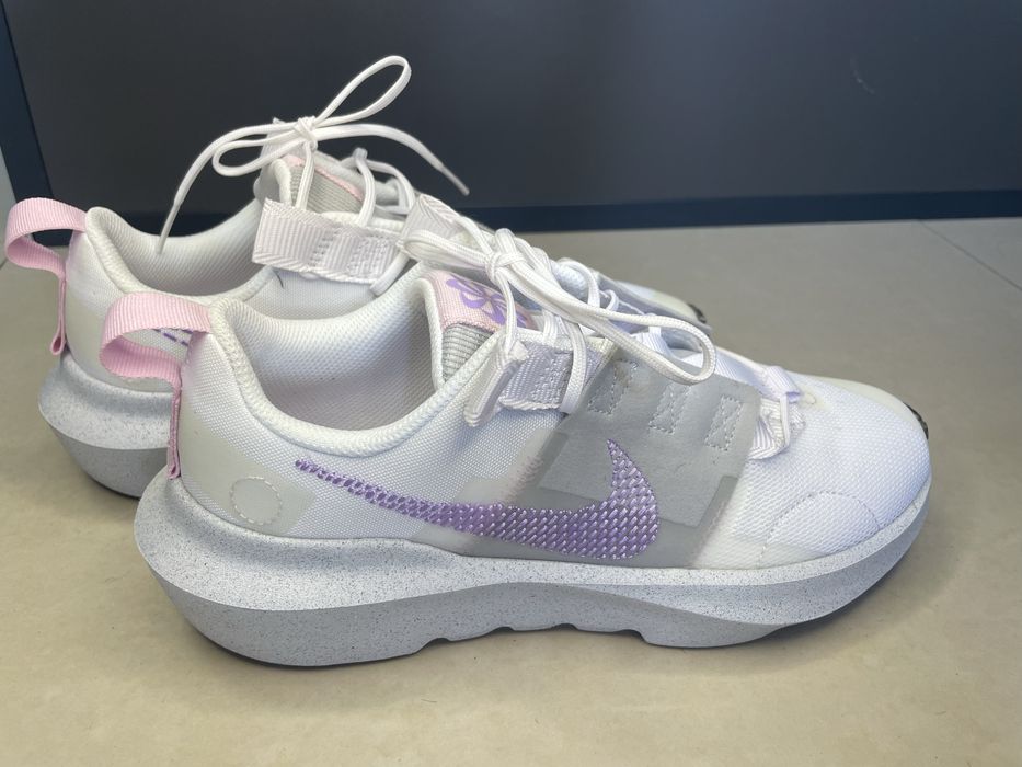 Дамски маратонки NIKE,номер 38