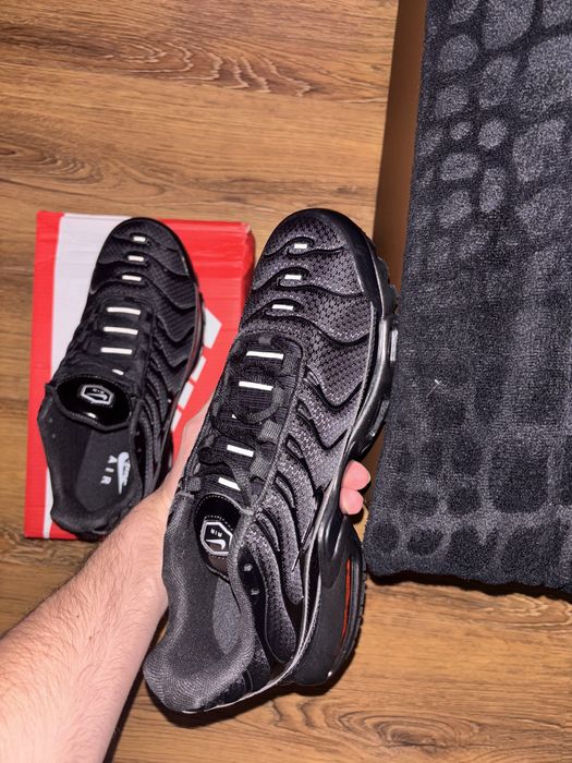 Nike TN  black colorway