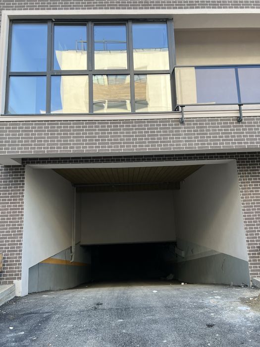Vand loc de parcare subteran in bloc VIA PIPERA  Voluntari