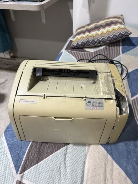 Принтер hp laserjet 1018