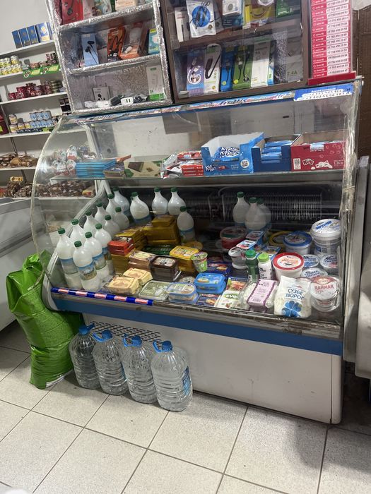 Продам Холодильную Витрину!В Хорошем Состояний!