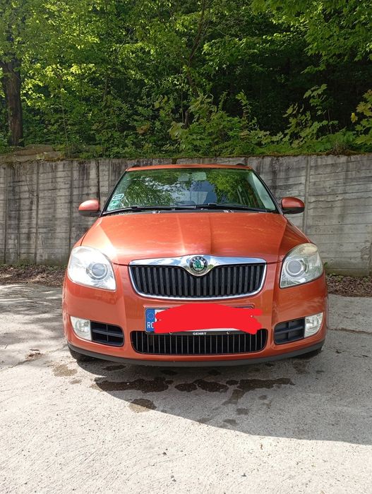 Vând Skoda Fabia