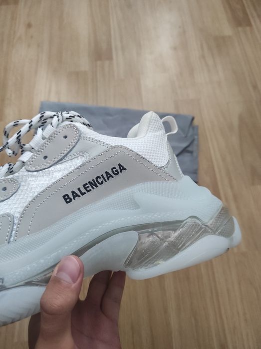Balenciaga triple s white
