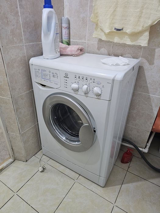 Продам стиральную машинку