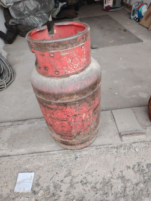 Продам 2 баллона