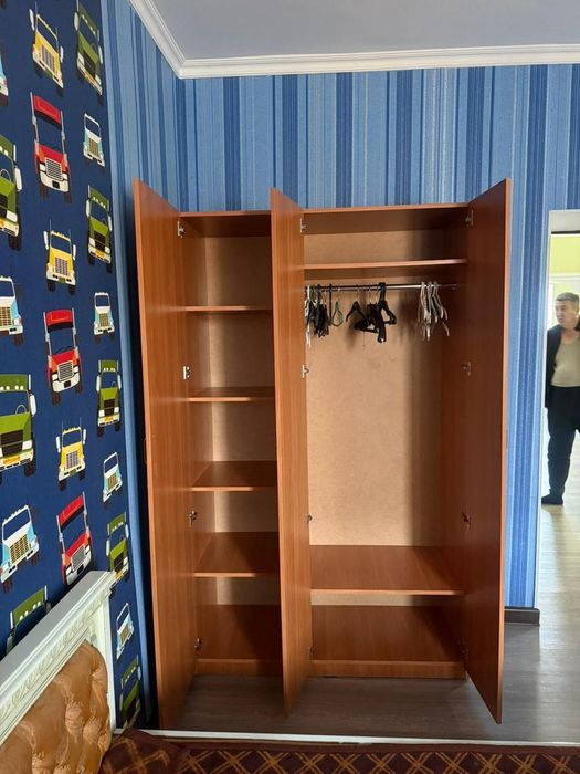 Продам Шкаф.Продам шкаф