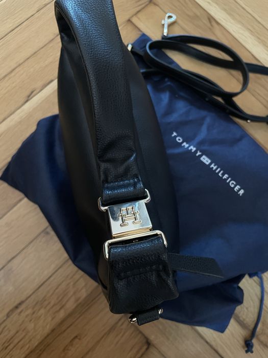 Чанта Tommy Hilfiger, Gucci