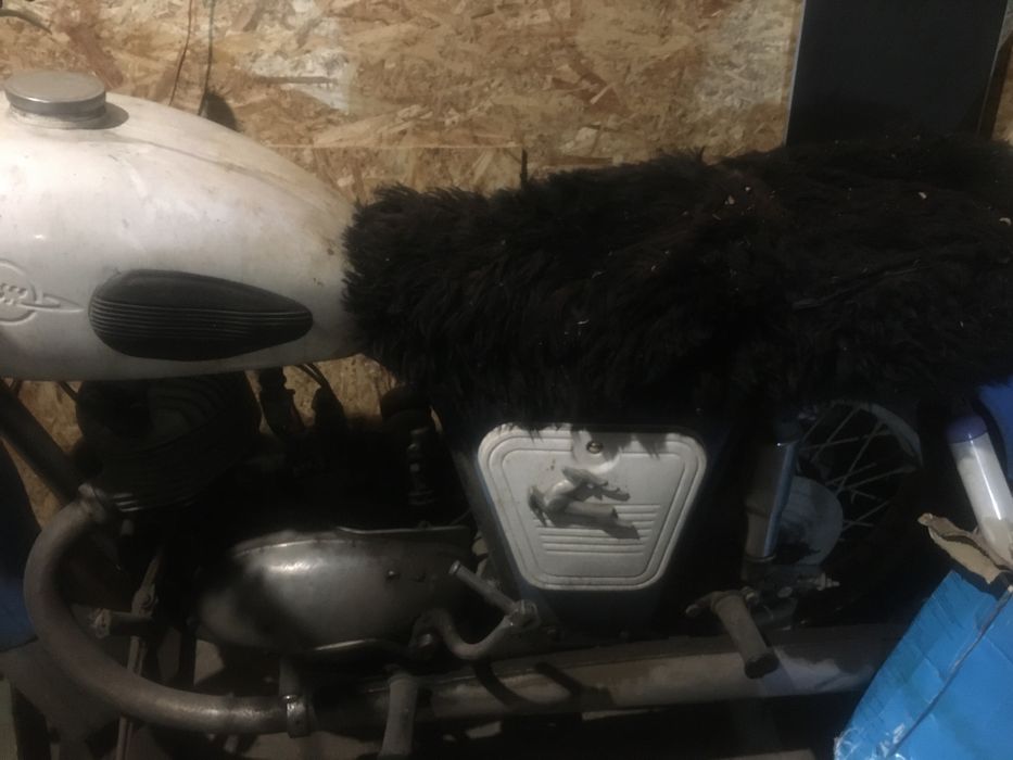 Мотоцикл иж планета 1968 г в