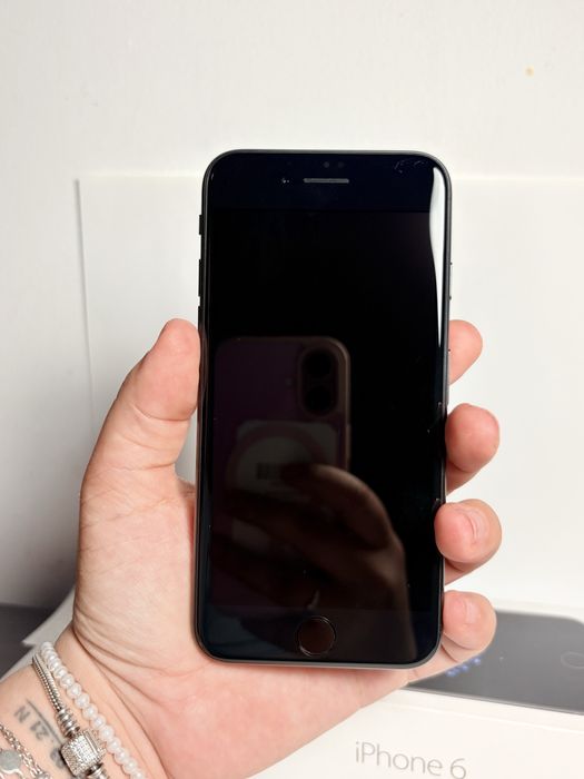 Vand Iphone SE 2020