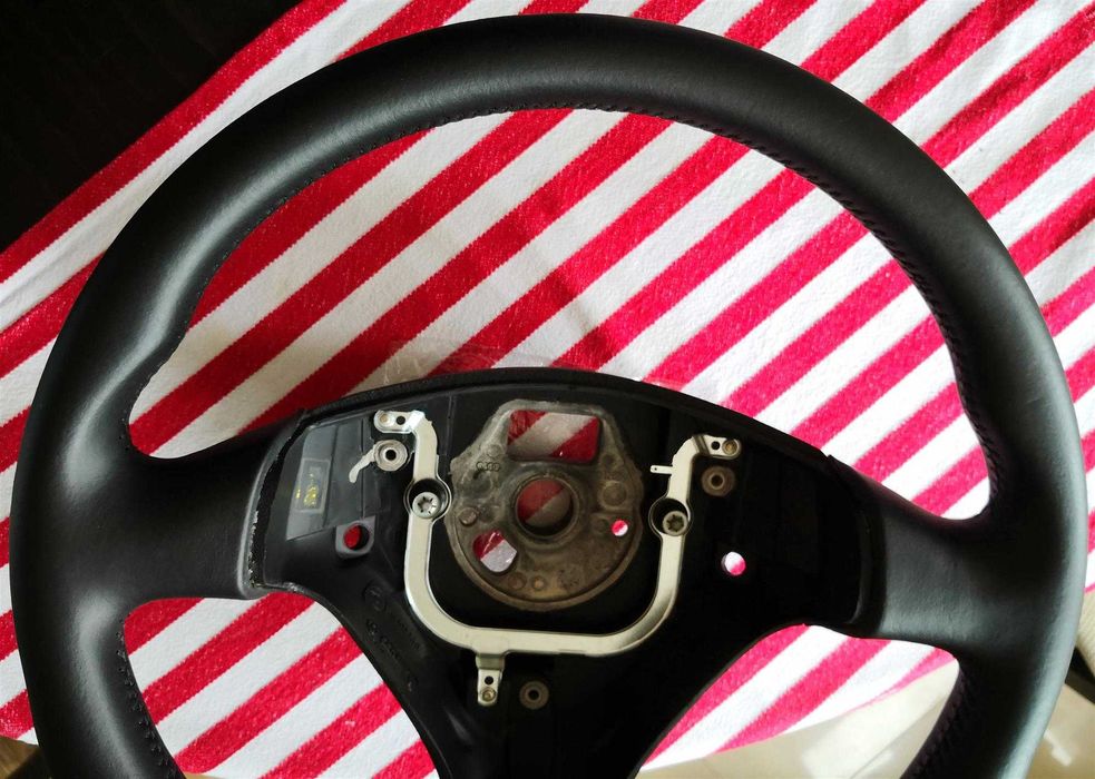 Кожен волан за AUDI A4 B6, A3 8L фейслифт, TT 8N фейслифт