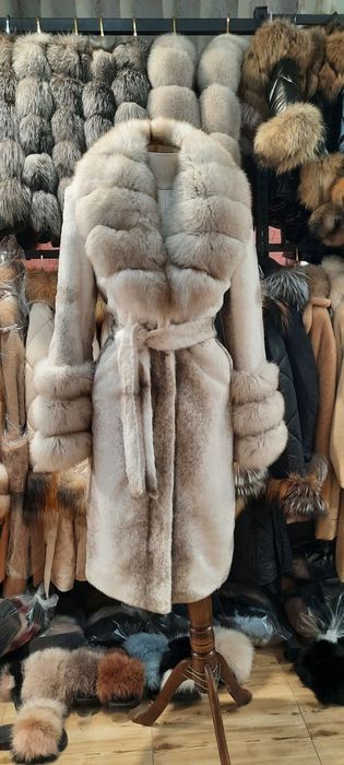 НОВИ!Кожени палта от естествен косъм от лисица и алкантара