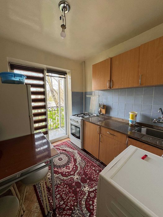 2-к. вторичка Мирзо у метро БИЙ.` 1 линия