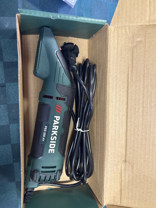 Електрическа стъргалка parkside