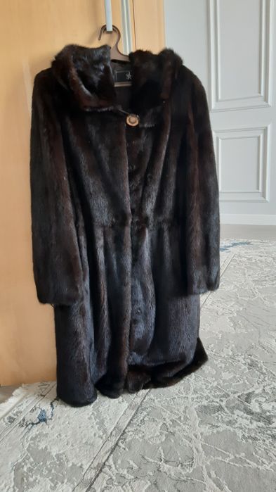 Норкавая шуба сатылады