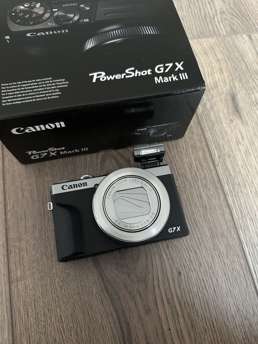 Чисто нов Canon Powershot G7X Mark III Silver, камера