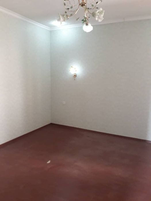 Продаётся двухэтажный дом г.Чирчик (район джалаир)