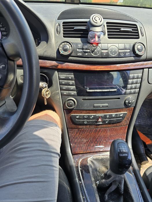 Mercedes-Benz E270 CDI
