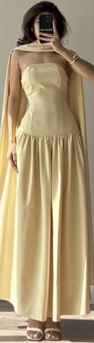 Все платья по 5000 тенге