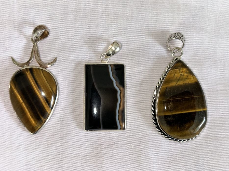 Кулоны из Тигрового глаза и Агата