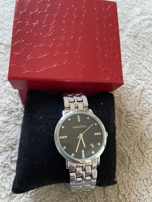 наручные часы срочно продам