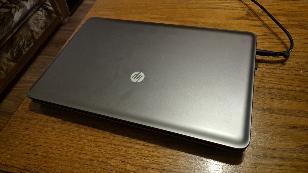 Laptop HP 650 Notebook i3 - 8 gb RAM Windows 10 diagonala 15.6"