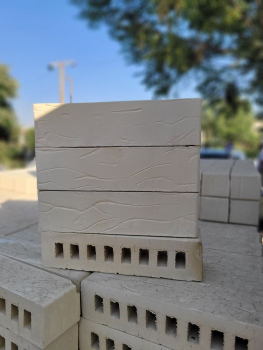 "Туркманистондан олиб келинган керамика ғиштлари — янги, сифати юқори"