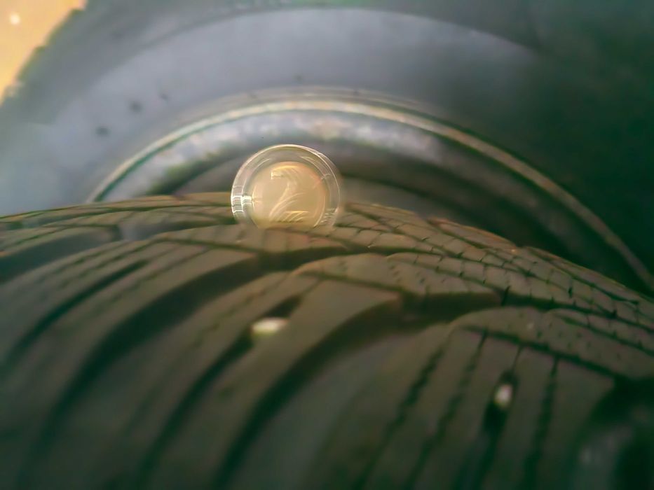 Зимни Гуми Lassa 7мм 195/65/15 DOT 23