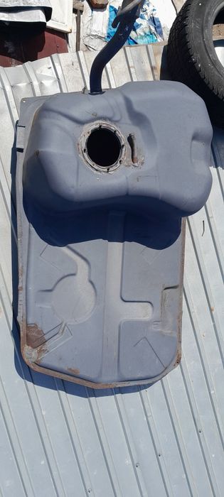 Топливный бак на ВМW