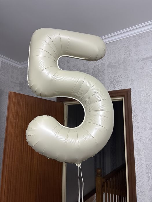 Цифра 5 шарик гелевый