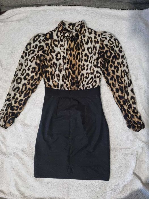 Платье женское. юбка в отличном состоянии