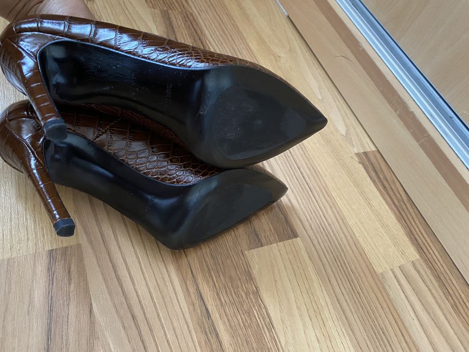 Pantofi stiletto piele croco, maro, marimea 38
