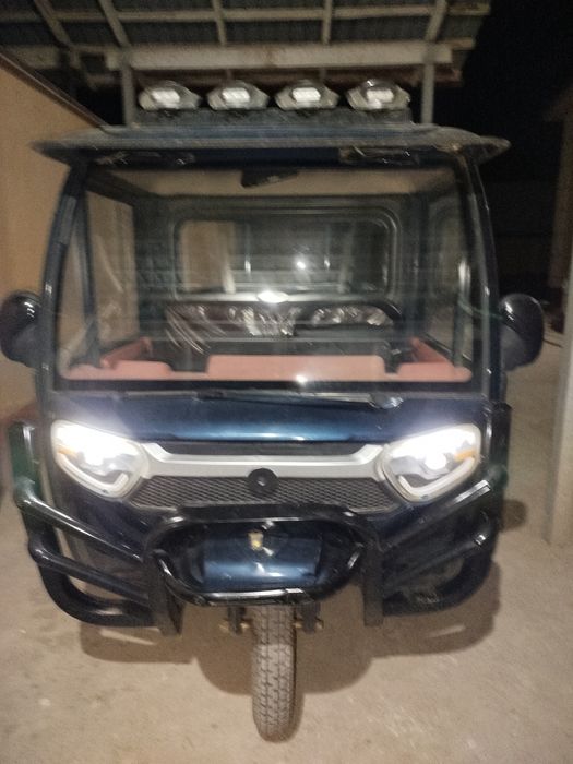 Мотоцикл сотилади