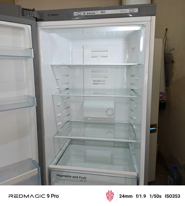 BOSCH холодильник продам