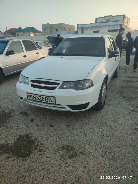 Nexia 2    1.6 luks kandisaner holati alo 100373 km