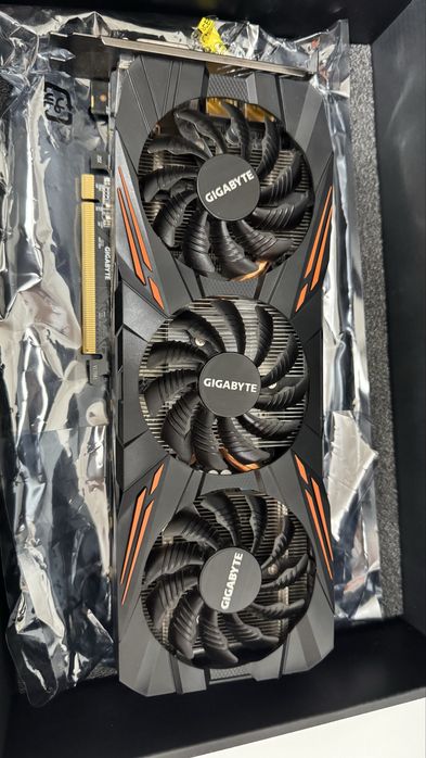 Видеокарта 1070 ti Gigabyte Gaming Nvidia Geforce 8Gb