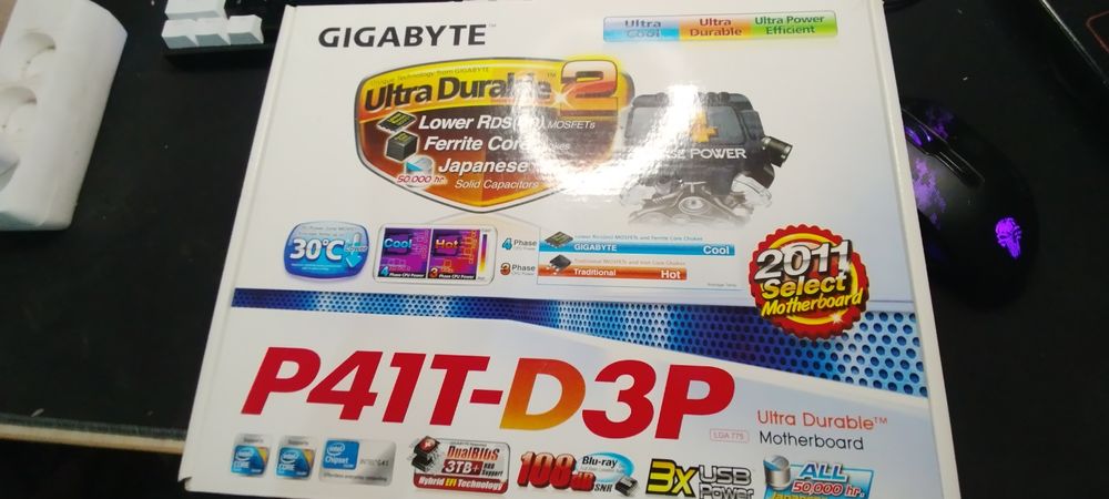 Материнская плата