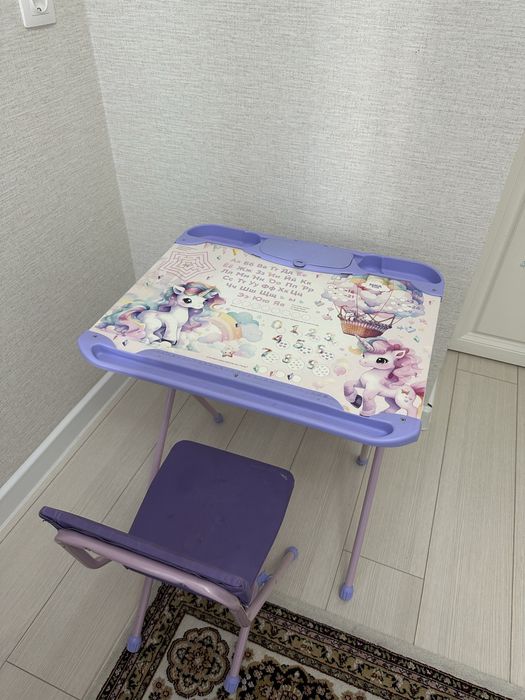 Nika kids стал со стульчиком